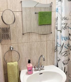 Peyia Town Apartment | Cozy Escape in Peyia, Sea Caves