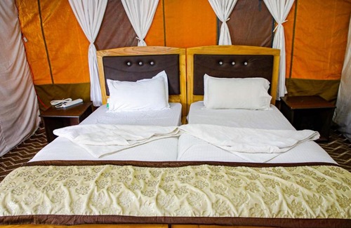 Nubra Valley Hotel | Cozy Ethnic Camp