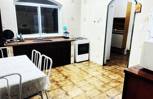 Lindoia House | Cozy farmhouse with 4 suites 10 minutes from Serra Negra