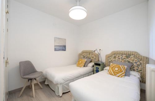 Figares Apartment | Cozy Familiar Retreat in the Centre of Granada