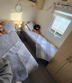 Skegness Resort | Cozy Family Caravan Skegness Holiday Park