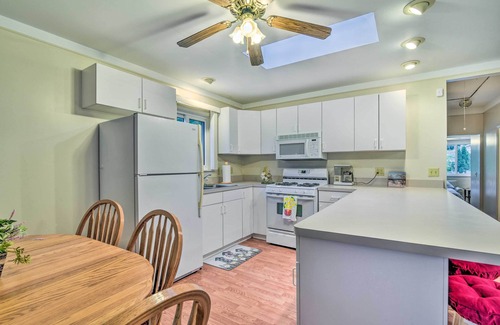 Lexington Cottage | Cozy Family Cottage Near Village of Lexington