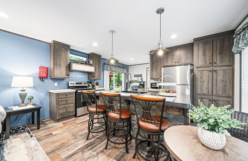 Sparta House | Cozy Family-Friendly Cabin w/Fast Wi-Fi - Near Trails & Waterfalls - Sleeps 5