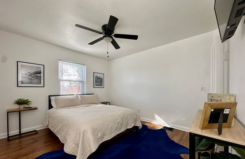 Cheviot House | Cozy family home , 10 minutes from Downtown Cincinnati