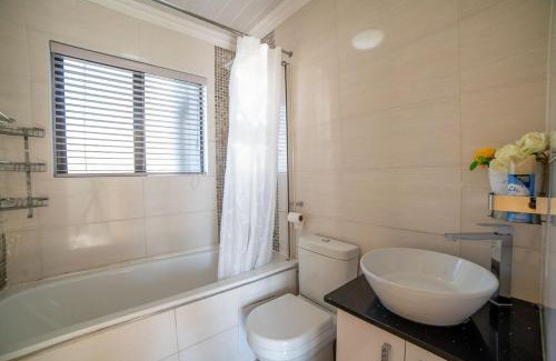 Greater Johannesburg Metropolitan Area Apartment | Cozy family home away from home