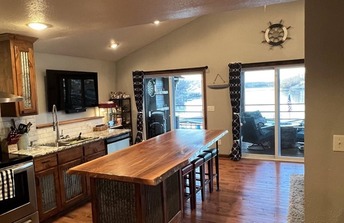 Rocky Mount House | Cozy family home, beautiful views, private dock and open boat slip!