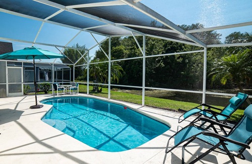 Chatham Park House | COZY FAMILY HOME POOL AND LAKE VIEW, 5MILES DISNEY