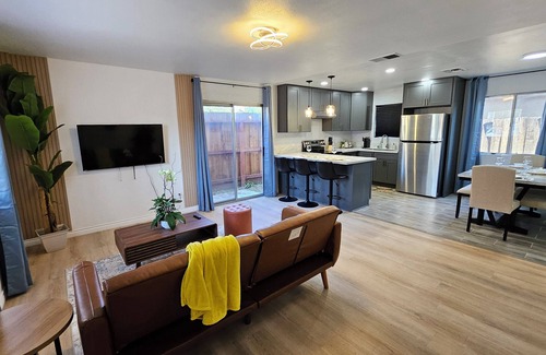 Clovis Apartment | Cozy Family Home - Self Check In