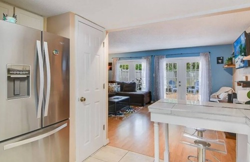 New Smyrna Beach House | Cozy family sized beach house! Short Walk to the Atlantic Ocean