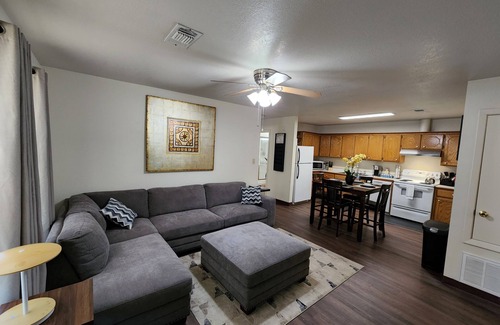 Idabel Cottage | Cozy Family-Sized Cottage - Ideal base to explore Idabel, Broken Bow, Hochatown