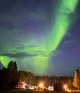 Byske Villa | Cozy Family Villa for aurora lovers