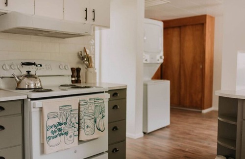 Concrete Other | Cozy Farmhouse in Mountains w/hot tub & firepit