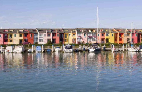 Porto Santa Margherita Apartment | Cozy flat with terrace,180m from the beach-Beahost