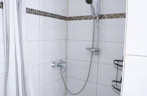Biebrich Apartment | Cozy Flat am Schloßpark