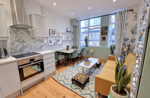Covent Garden Apartment | Cozy Flat London