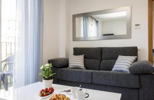 Barrio del Carmen Apartment | Cozy Flat near Torres de Serrano MODALIDAD 11 NOCHES MINIMO O MAS