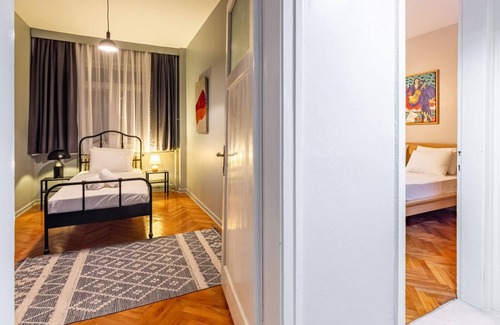 Nisantasi Apartment | Cozy Flat near Trendy Attractions in Nisantasi