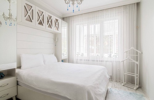 Moda Apartment | Cozy Flat Near Various Popular Attractions in Moda