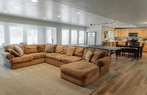 Mountain Green Apartment | Cozy Full Basement Getaway in Mountain Green