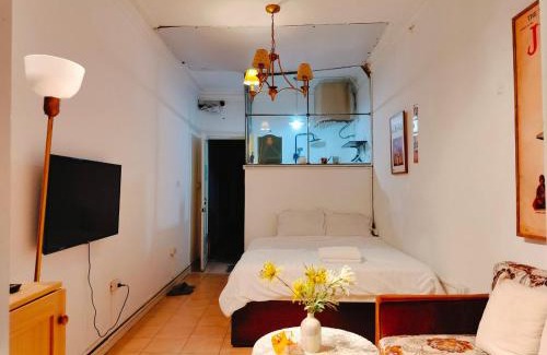 Hang Trong Hotel | Cozy Fun Homestay 16