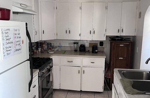 Albuquerque House | Cozy, furnished room - 5 mins walk to UNM Hospital