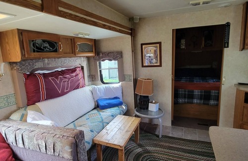 Christiansburg Apartment | Cozy Garage Apartmentn near Blacksburg, Christiansburg and Radford, Va.