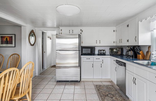 Dewey Beach House | Cozy Gem | Atlantic Ocean