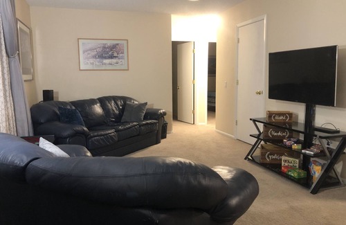 Northeast Anchorage Apartment | Cozy gem near Cheney Lake
