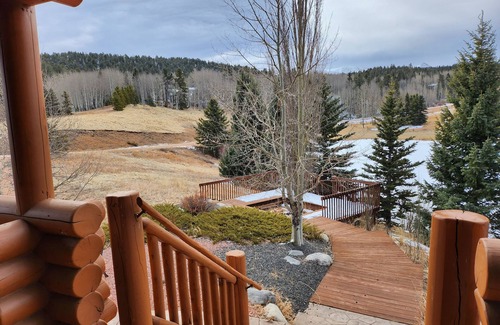Divide Cabin | Cozy-Get-Away- Cabin