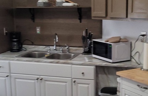 East St. Louis Apartment | Cozy Getaway 10 mins from the Arch and Downtown Saint Louis .