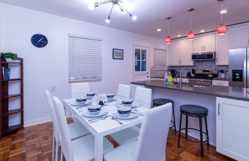 Duckpond House | Cozy Getaway Near UF Campus, Downtown GNV + Historic Duckpond Area; Dog Friendly