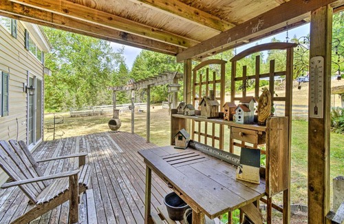Burley House | Cozy Gig Harbor Cottage about 2 Mi to Case Inlet!