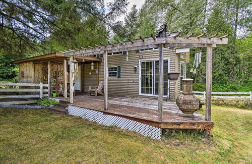 Burley House | Cozy Gig Harbor Cottage about 2 Mi to Case Inlet!