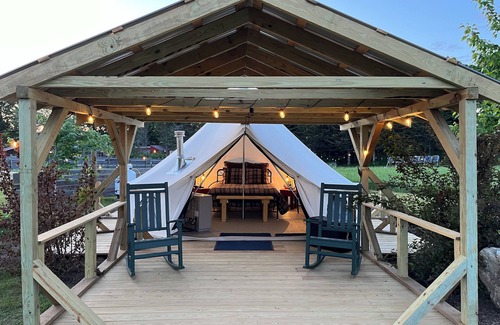 Turner Bed & Breakfast | Cozy Glamping at Farm Bed and Breakfast in Maine