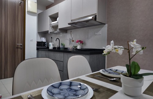Petaling Jaya Apartment | Cozy Greenfield Home @ Sunway - Filled with Fun!