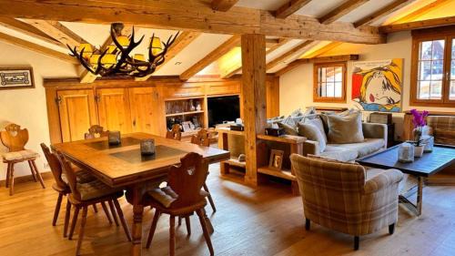 Zweisimmen Nr Gstaad Villa | Cozy Gstaad Chalet With Modern Touch