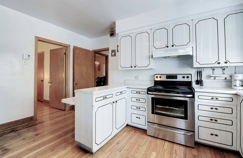 Hochelaga Apartment | Cozy guest home in the heart of Montreal