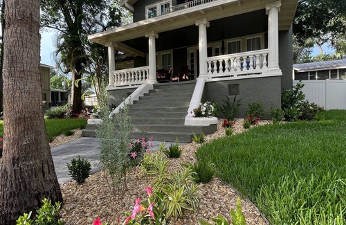 Tampa Heights Apartment | Cozy Guest House Apartment Located Walking Distance from Downtown & Riverwalk