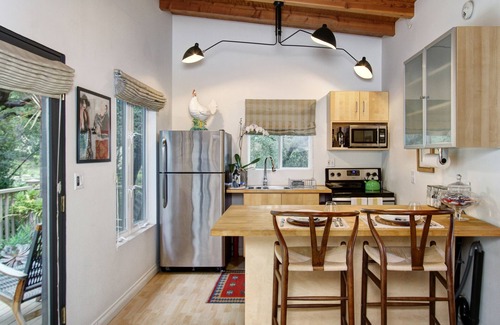 Mount Wilson Cottage | Cozy guesthouse in an urban nature