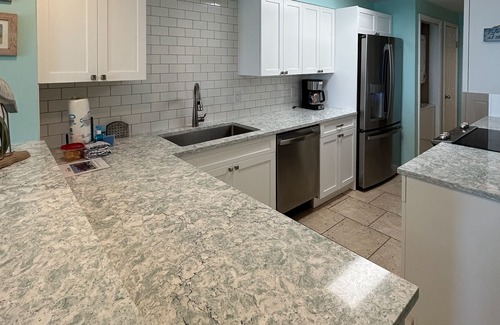 Fort Walton Beach Condo | Cozy Gulf-front home with amazing views, seasonal beach service-close to dining