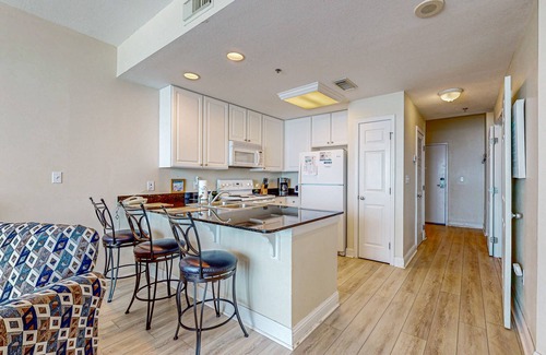 Gulf Shores Condo | Cozy Gulf front condo W/private balcony, shared pool/hot tub & beach access