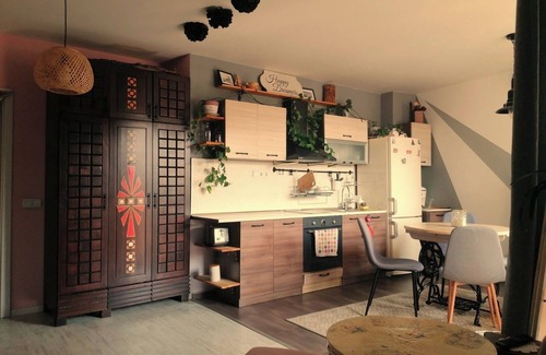 Vitosha District Apartment | Cozy Happy Dreamers place