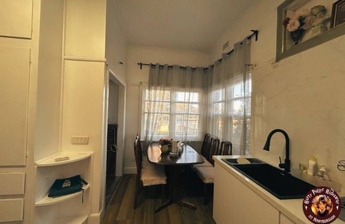 Maryborough Cottage | Cozy Harry Potter Home in Maryborough, Victoria, Central, Spacious, Magical Stay