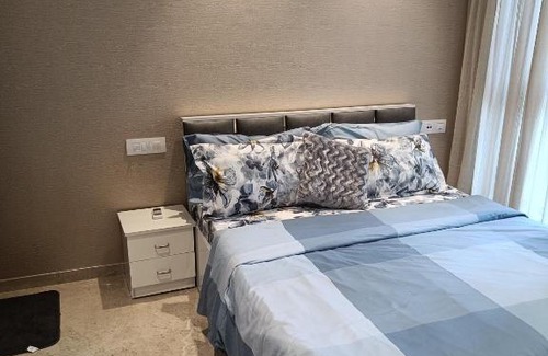 Hiranandani Gardens Apartment | Cozy heaven