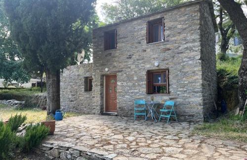 Armenistis House | Cozy Hide Away Frantato