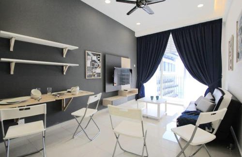 Nusajaya Apartment | Cozy, High-Floor 2BR Apt Near LEGOLAND