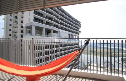 Nusajaya Apartment | Cozy, High-Floor 2BR Apt Near LEGOLAND