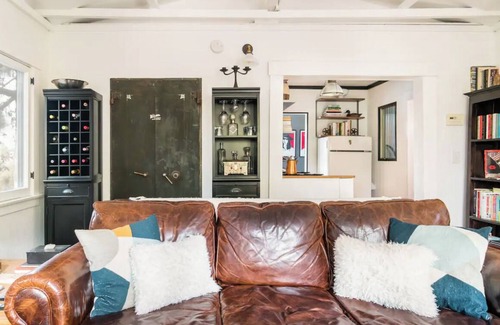 Elysian Heights House | Cozy Hillside Cabin in Silverlake/Echo Park