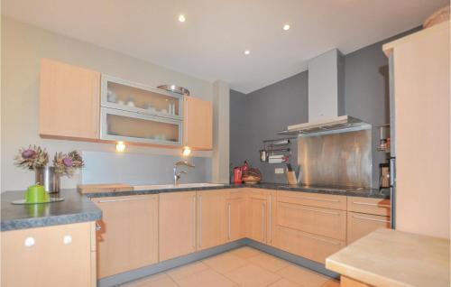 Villelongue-de-la-Salanque House | Cozy Home In Villelongue