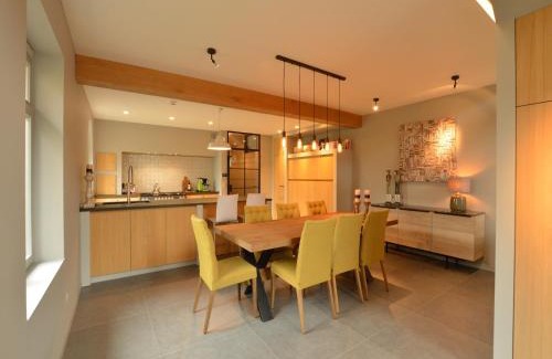 Aalter House | Cozy Holiday Home in Aalter near Lake
